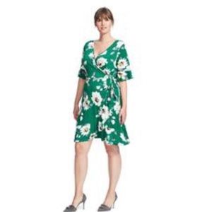Gilli Surplice Green Floral Dress